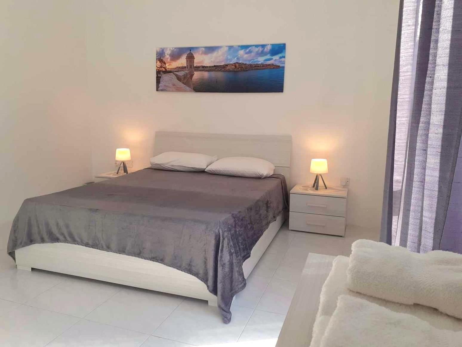 Nr41 Holiday Apartment - Close To Village Centre, Promenade, Shops & Restaurants Марсашлокк Екстер'єр фото