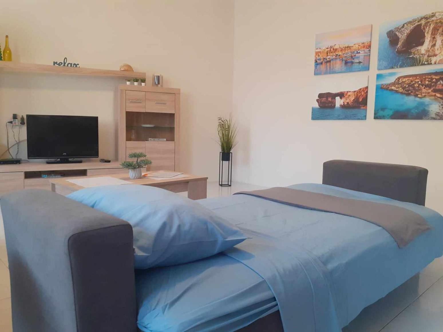 Nr41 Holiday Apartment - Close To Village Centre, Promenade, Shops & Restaurants Марсашлокк Екстер'єр фото