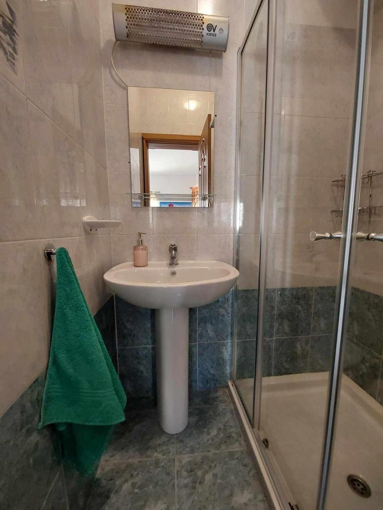 Nr41 Holiday Apartment - Close To Village Centre, Promenade, Shops & Restaurants Марсашлокк Екстер'єр фото